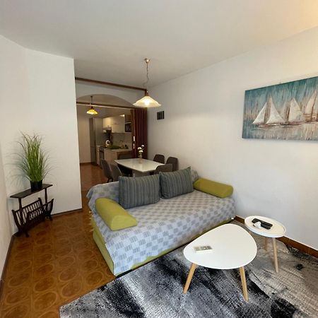 Apartments Sestan Novalja Ngoại thất bức ảnh
