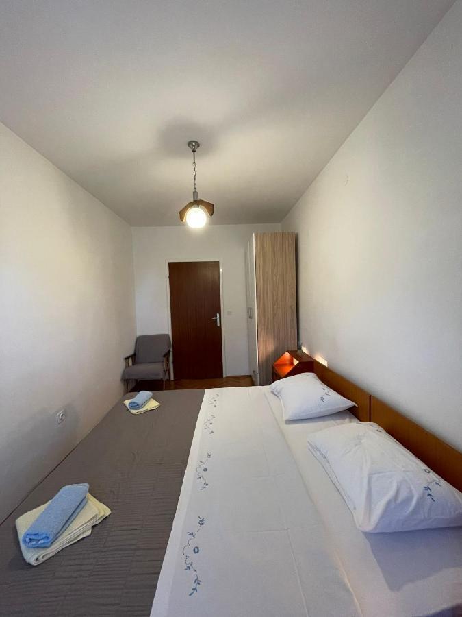 Apartments Sestan Novalja Ngoại thất bức ảnh