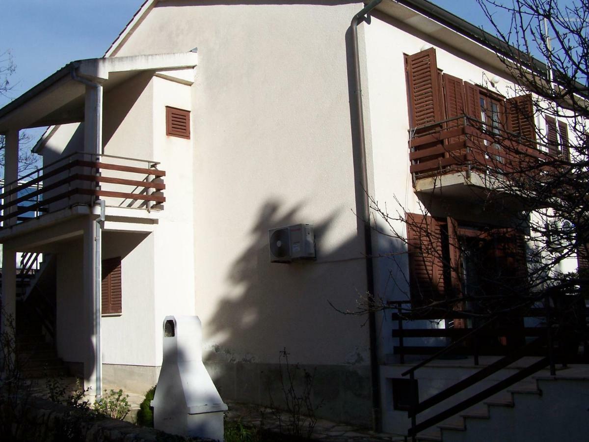 Apartments Sestan Novalja Ngoại thất bức ảnh